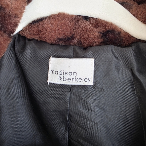Madison & Berkeley Brown Leopard Print Faux Fur Jacket - Picture 5 of 13